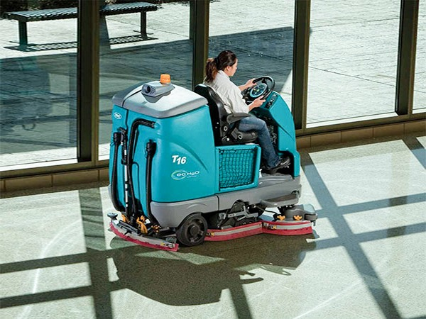 cargador de montacargas en Floor Scrubber